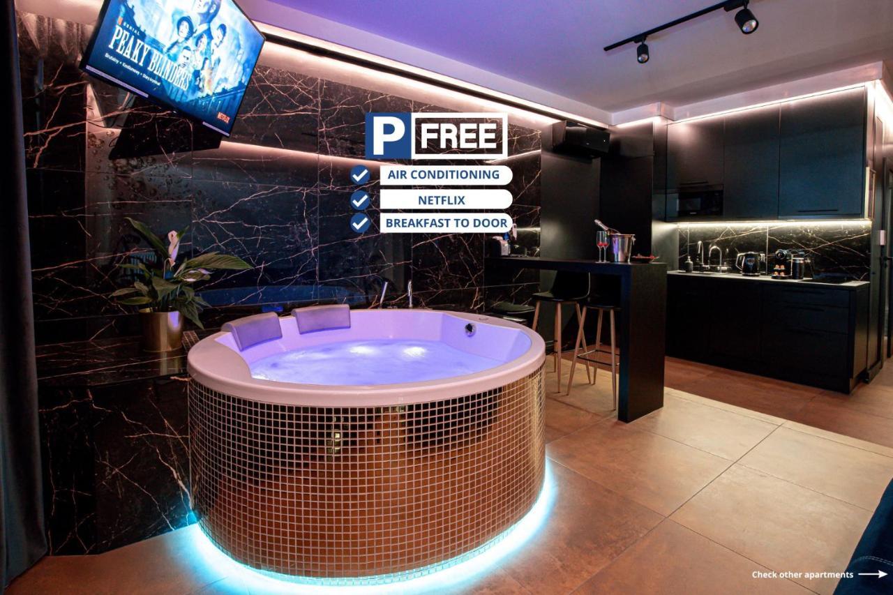 Jacuzzi Glass-House Central Station Krakow Ngoại thất bức ảnh