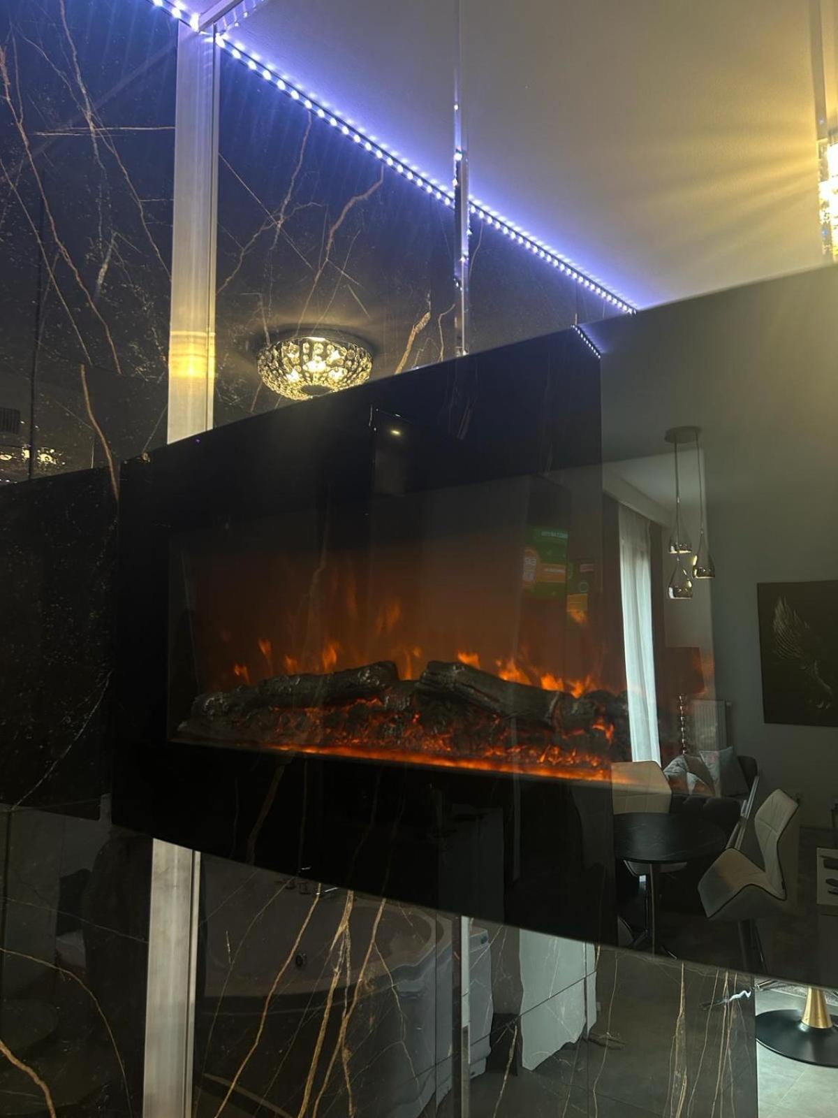 Jacuzzi Glass-House Central Station Krakow Ngoại thất bức ảnh